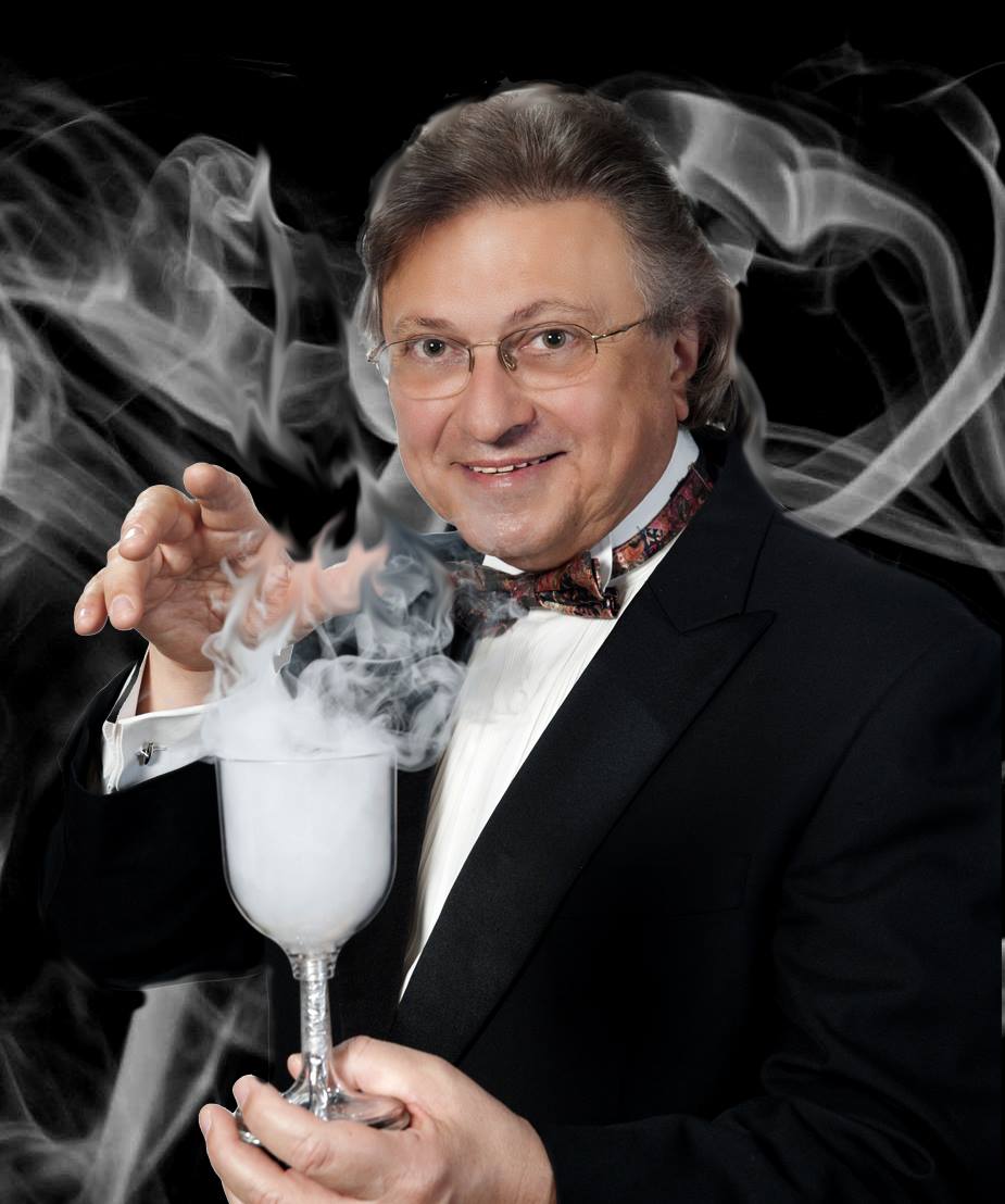 Vanni Pule’ – Magic Consultant